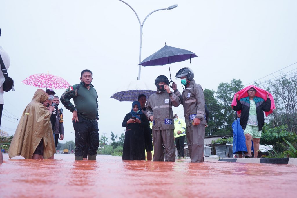 Dandim 0315/Bintan Kerahkan Personil Evakuasi Korban Banjir