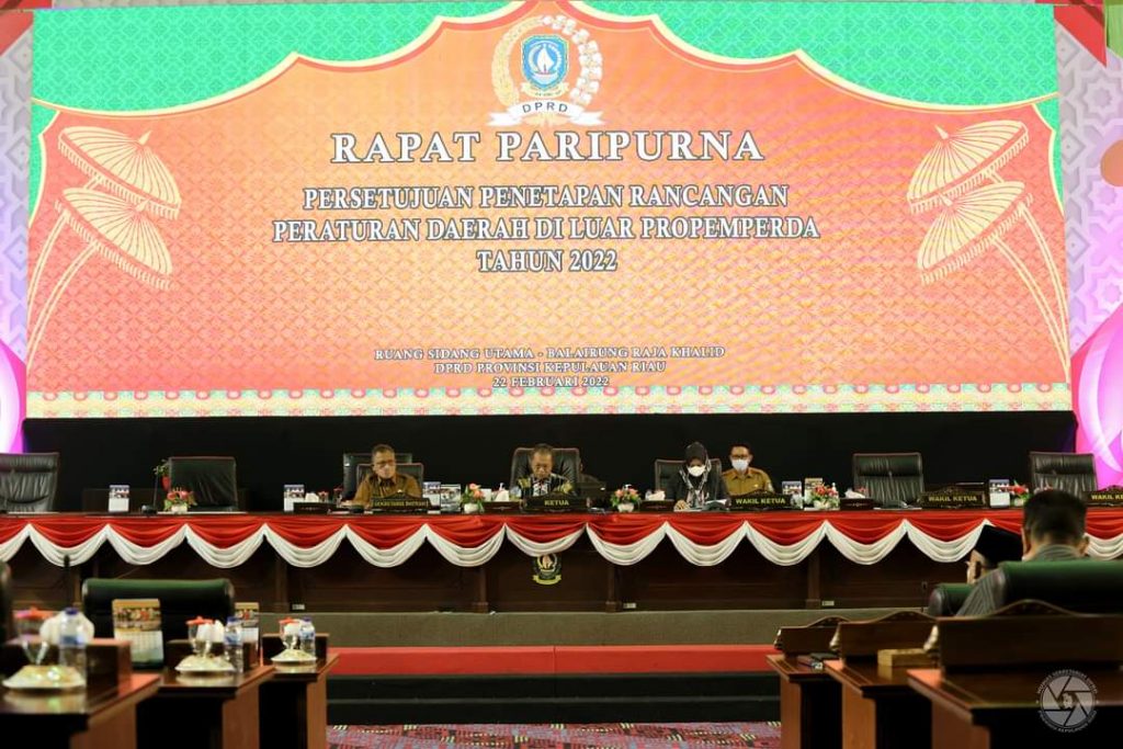 DRPD Kepri Gelar Paripurna Persetujuan Penetapan Ranperda Diluar Propemperda Tahun 2022