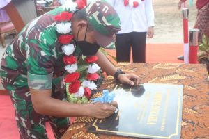 Dandim 0317/TBK Meresmikan Kampung Pancasila di Bukit Sidomulyo