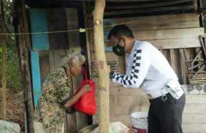 Satu Tahun Berjalan, Razia Perut Lapar Penuh Dengan Kegiatan Sosial Yang bersahaja dan Menyentuh Hati