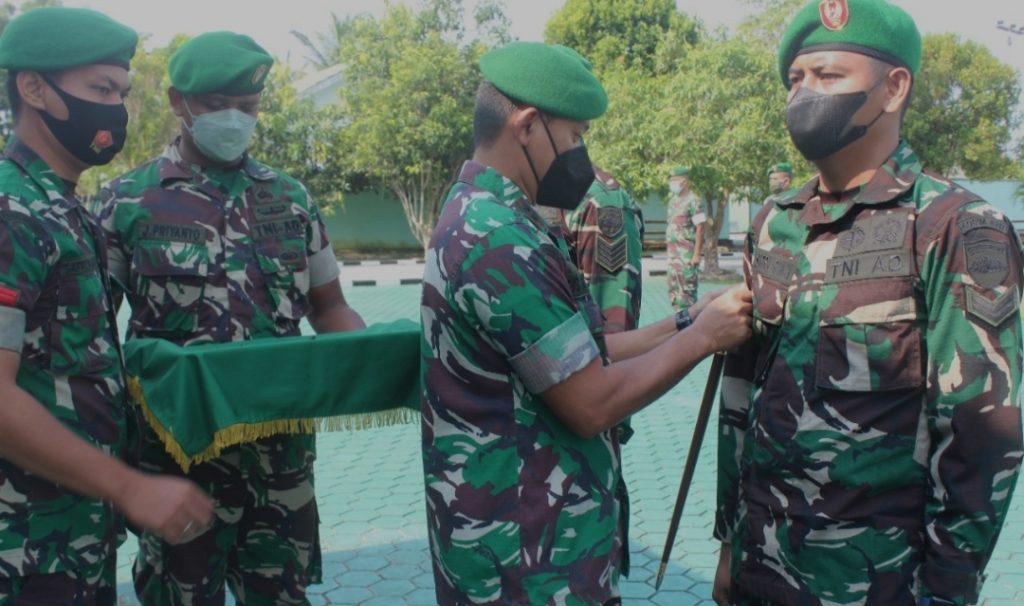 9 Anggota Kodim 0317/TBK Naik Pangkat, Letkol Inf Agus Rediyanto: Selamat… Semoga Mampu Memberi Motivasi dan Inspirasi