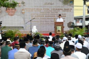 Jadi Khatib Sholat Ied Di Batam, Gubernur Kepri Ajak Jemaah Sayangi Orang Tua