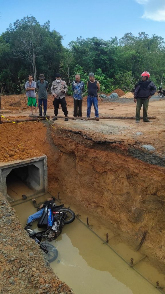 Proyek Yang dikerjakan PT. Pulau Bulan Indo Perkasa Makan Korban Jiwa