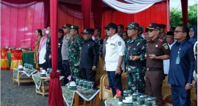 Sekda Bengkulu Utara Hadiri Upacara Penutupan TMMD ke-114