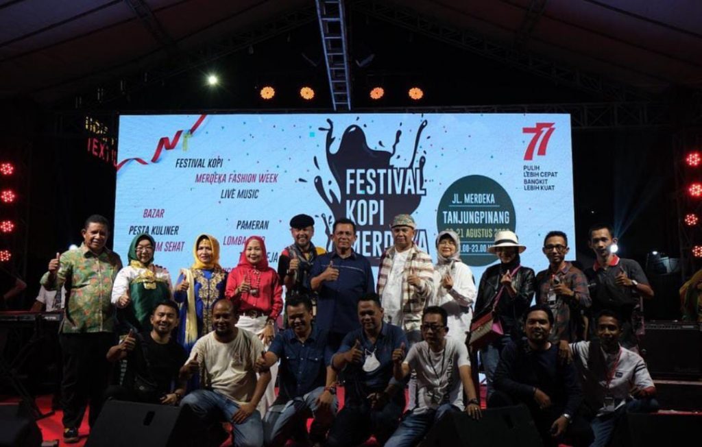 Ketua DPRD Yuniarni Pustoko Weni Hadiri Festival Kopi Merdeka