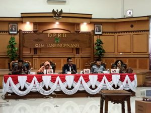 DPRD Tanjungpinang Gelar RDP dengan Pemko dan Pengusaha Soal Polemik Baliho