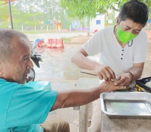 DPKP Tanjungpinang Evakuasi Pelepasan Cincin yang Tdak Bisa Lepas