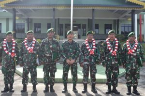 Dandim 0315 Tanjungpinang Pimpin Acara Tradisi Korp Raport Wisuda Purna Tugas