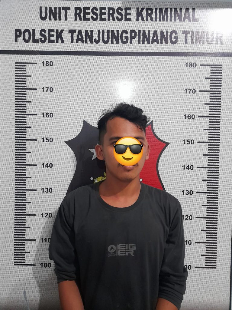 Polisi Berhasil Ringkus Dua Pemuda Pencurian Handphone depan Swalayan