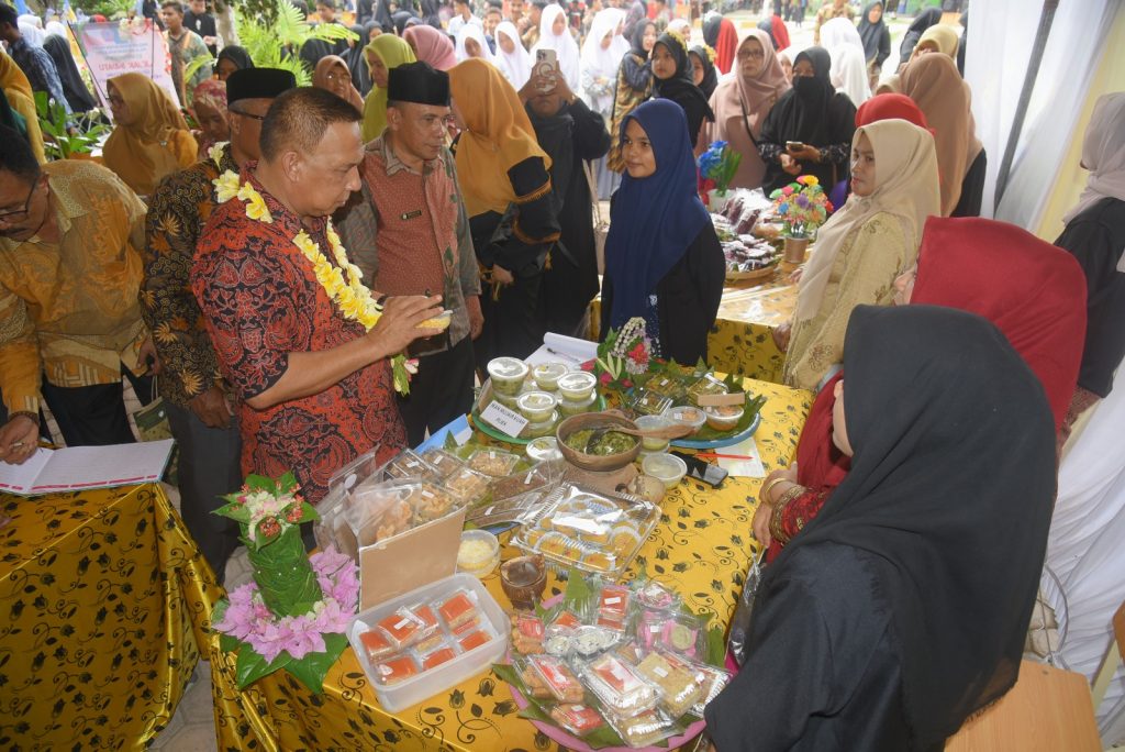 SMA Negeri 1 Dewantara Gelar Panen Karya P5 Bertema Kewirausahaan