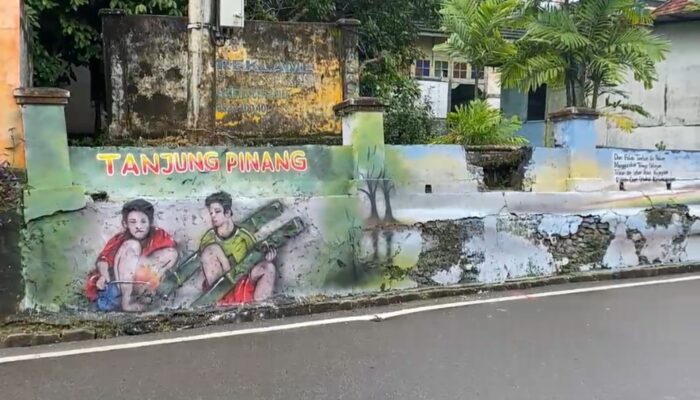 Lewat Seni Mural, Konsep Kebudayaan dan Aktivitas Masyarakat Hiasi Dinding Yang dahulu Kusam