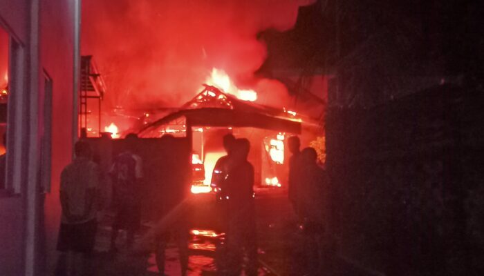 Rumah Dokter Dharma Terbakar, Satu Unit Mobil Ikut terbakar